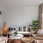 Banus - Lovely-1bdm, Terrace, 3pools Apartman *