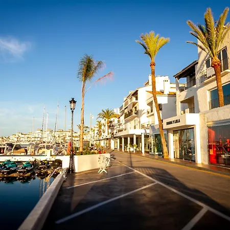 Banus - Lovely-1bdm, Terrace, 3pools *